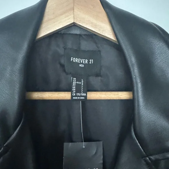 Forever 21  Black Faux Leather Jacket - Picture 5 of 6